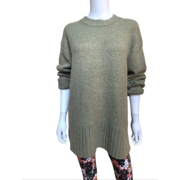 Zara Light Green Women’s Oversized Crewneck Sweater, NWOT, S - Picture 1 of 10